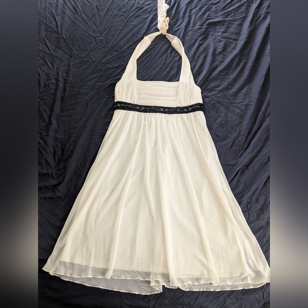NWT City Triangles Halter-Style Formal Dress